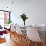 My Space Emirates - Park Gueell Triplex With Private Terrace *
