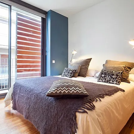 My Space Emirates - Park Gueell Triplex With Private Terrace Apartment *