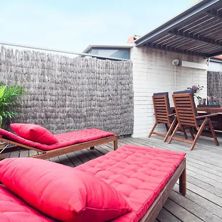 My Space Emirates - Park Gueell Triplex With Private Terrace Апартаменты *